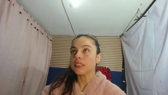 Chat XXX ao vivo de rosse_2504