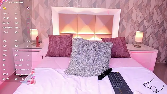 دردشة AriRose الجنسية المباشرة