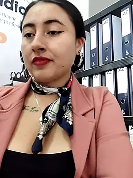 Chat XXX ao vivo de _Sarah-Office1