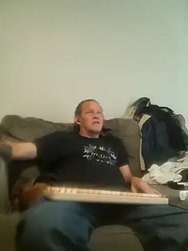 yourMasterisBoredn Live XXX chat