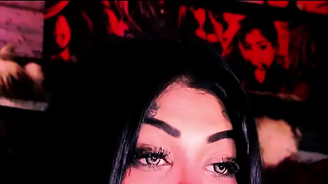 Czat XXX na żywo – indian_dreamgirl