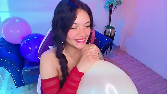 Chat XXX en directo de Maddie_T18