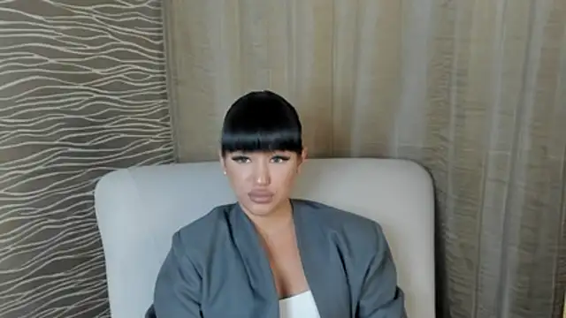SerenaBolln Live XXX chat