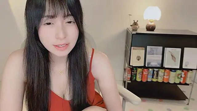Onechestnutn Live XXX chat