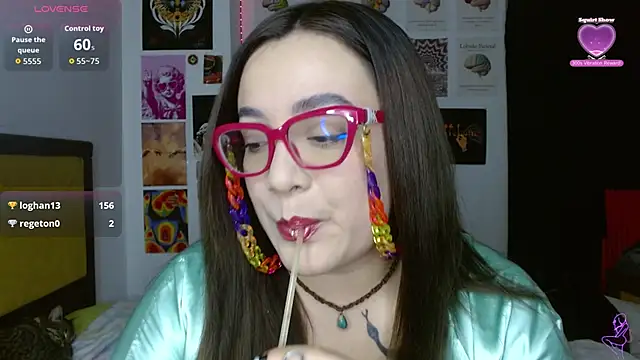 Nova-Satelan Live XXX chat