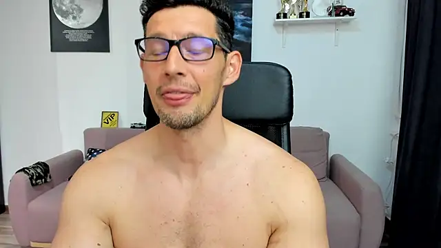 BrutusK08 Show Webcam