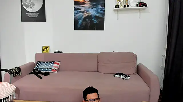 BrutusK08 现场XXX聊天