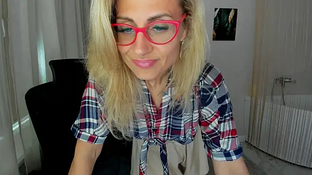 MuseOfStage's Live XXX Chat