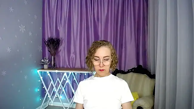 queen_a_n_in Webbikameraesitys