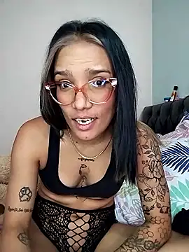 Yaumiko Chat XXX in diretta