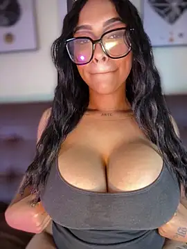 MaverickGray's Webcam Show