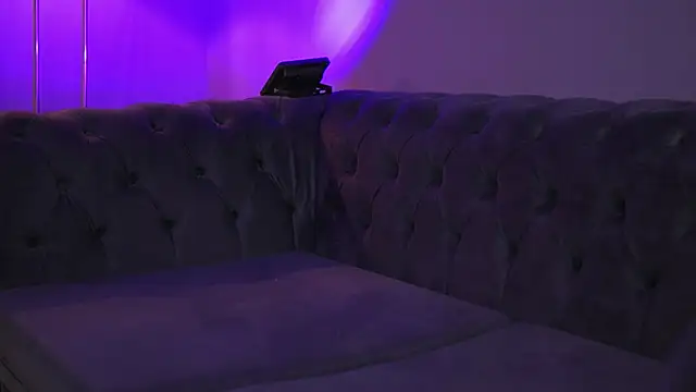 SpicyLeila Webcam Show