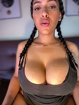 MaverickGray's Webcam Show