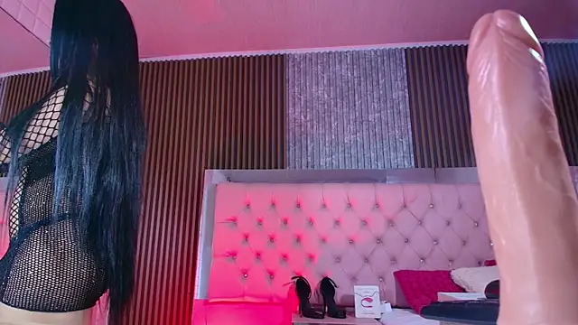 LUCIANA_FOX_TS live XXX chat