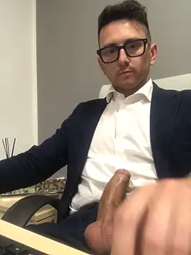 Chat +18 de masterboss_ ao vivo