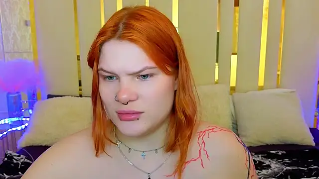 Clumsy_Nana Chat XXX in diretta