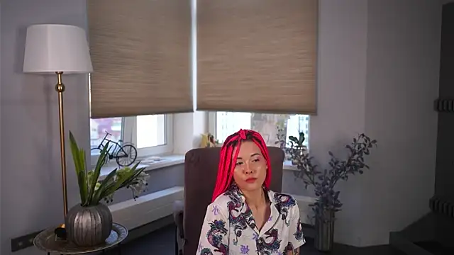 ArceliaTello Adlı Modelin Canlı XXX Sohbeti