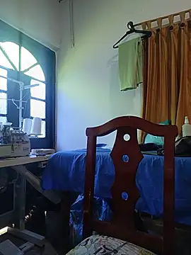 Pertunjukan Kamera Web SHARAAY__GOLD