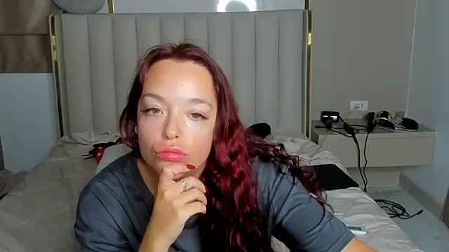 Chatroom XXX en direct de stellaa_quenn