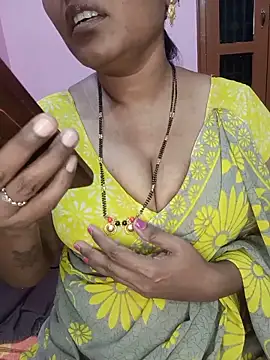 KannadaTamilTeluguBeauty Webcam-Show