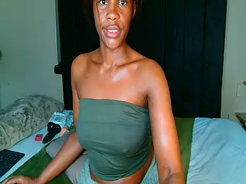 CaramelCandyxx Adlı Modelin Canlı XXX Sohbeti