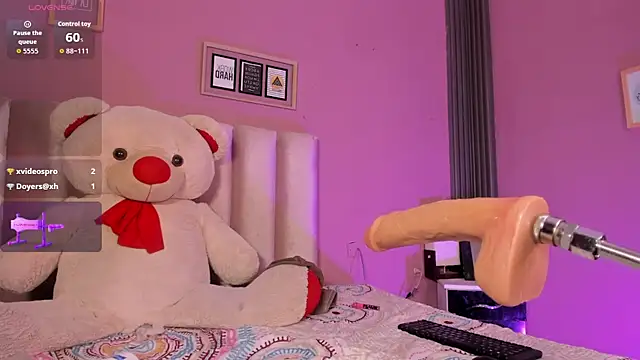 nikkita_dragon_'s Webcam Show