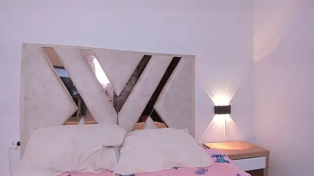 Milly610 élő XXX-chatje