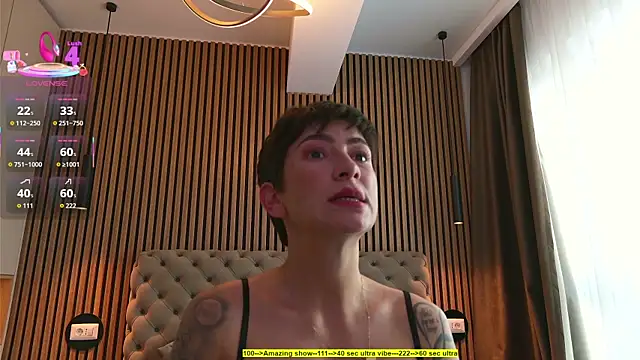 AmberVendetta Adlı Modelin Canlı XXX Sohbeti