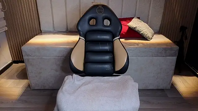 Živý XXX chat _Mia_Evans_1