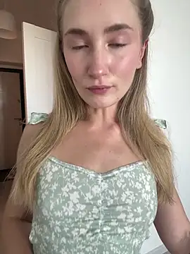 bella__rose 现场XXX聊天