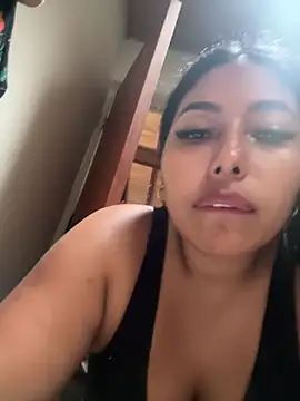 XXX chat uživo modela emmyjhonson07