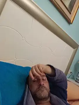 Živý XXX chat DanTrov79