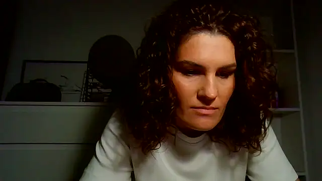 Ms-Lust1-'s Live XXX Chat