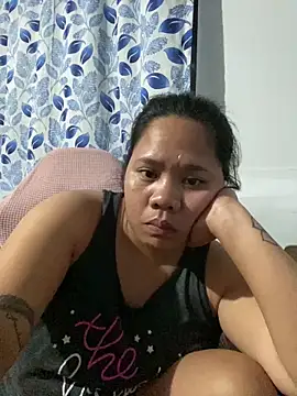 Živý XXX chat _UrSingleMamiBella_
