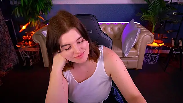 Онлайн чат XXX KristiFoxy