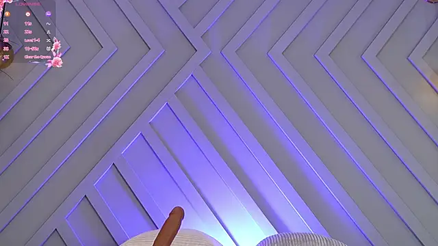 Adharamonroe 现场XXX聊天