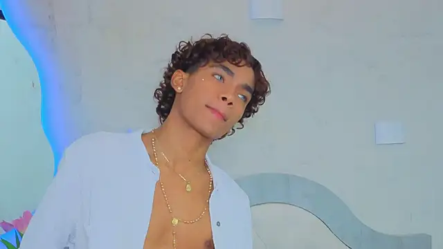 AlanCutee live XXX chat