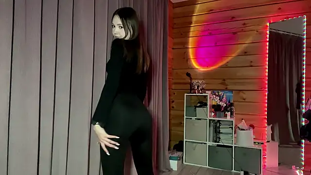 LenLen_Solen Adlı Modelin Web Kamerası Şovu