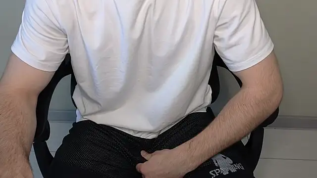 chantatummm's Webcam Show