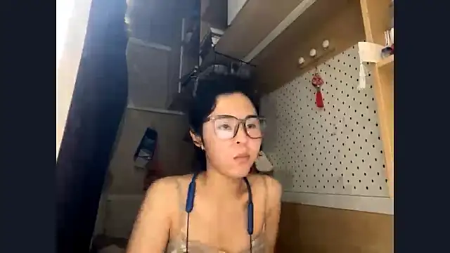 แชท XXX สดของ JennyCarpenter
