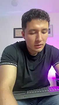 Chat XXX Live Alexander_Connor