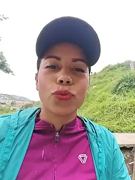_andrea30 Live XXX-Chat