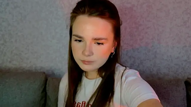 May_Bloom's Live XXX Chat