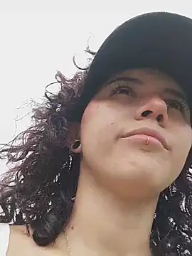 دردشة Isabella_Stark الجنسية المباشرة