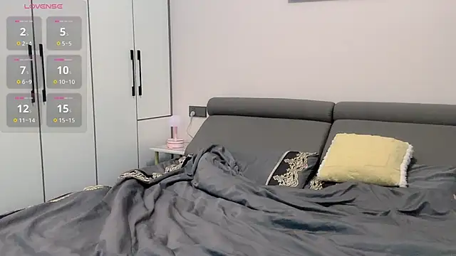 Živý XXX chat F-Yuwei