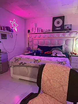 Živý XXX chat lucianaroy