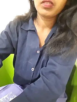 Navya67 Webcamshow