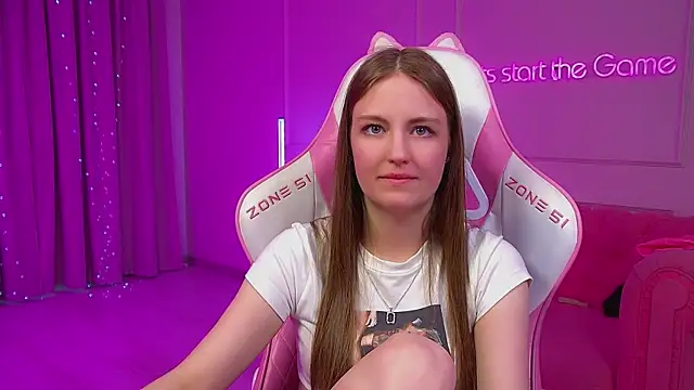 SofiaSarvains live XXX chat