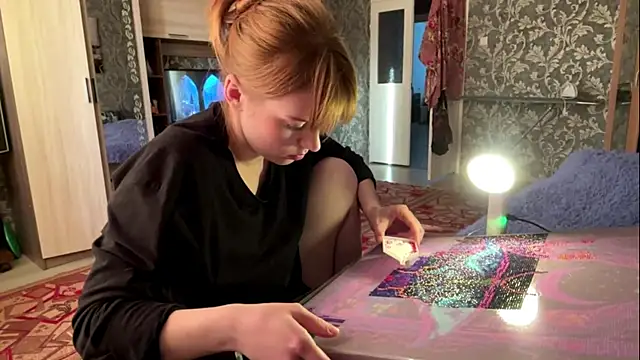 دردشة ShonnaTweddle الجنسية المباشرة