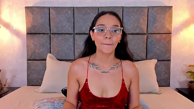Roseaurora Chat XXX live